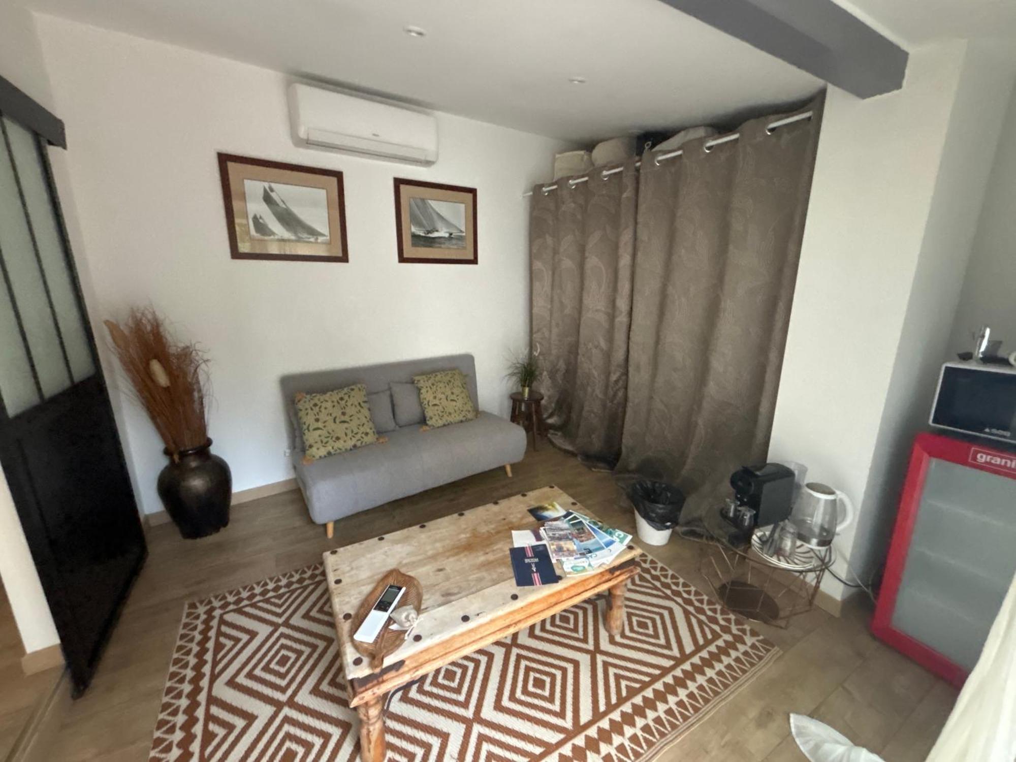 T2 Centre Avec Parking Apartment *